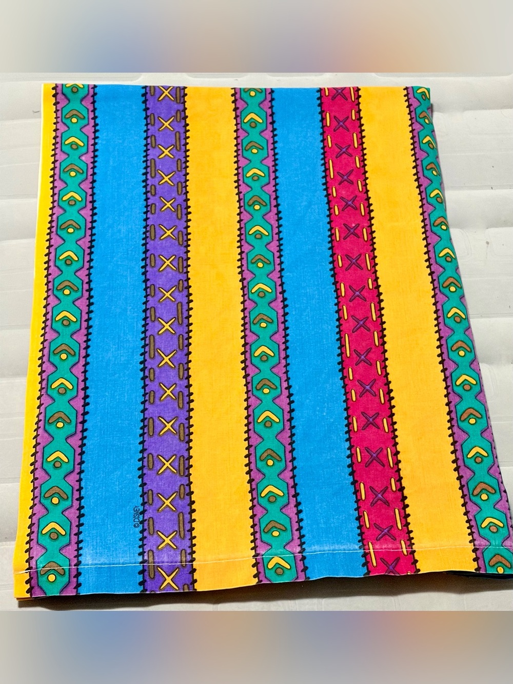Vintage Disney’s POCAHONTAS (1990) Southwest-Style TWIN Size Flatbed Bed Sheet